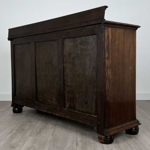 ANTIQUE 20TH CENTURY GOOD QUALITY SIDEBOARD IN OAK - ADDITIONAL PHOTO 6