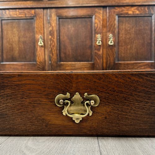 ANTIQUE 20TH CENTURY GOOD QUALITY SIDEBOARD IN OAK - ADDITIONAL PHOTO 10