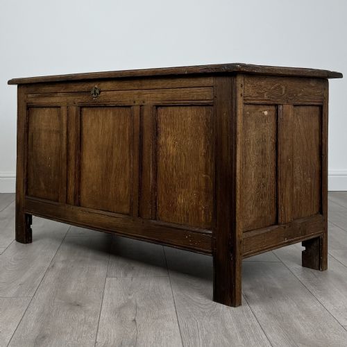 ANTIQUE 18TH CENTURY GOOD QUALITY COFFER IN OAK - ADDITIONAL PHOTO 1