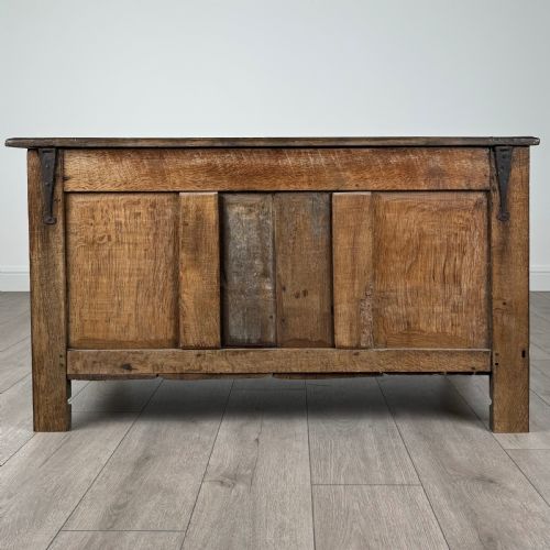 ANTIQUE 18TH CENTURY GOOD QUALITY COFFER IN OAK - ADDITIONAL PHOTO 3