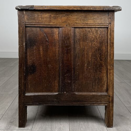 ANTIQUE 18TH CENTURY GOOD QUALITY COFFER IN OAK - ADDITIONAL PHOTO 6