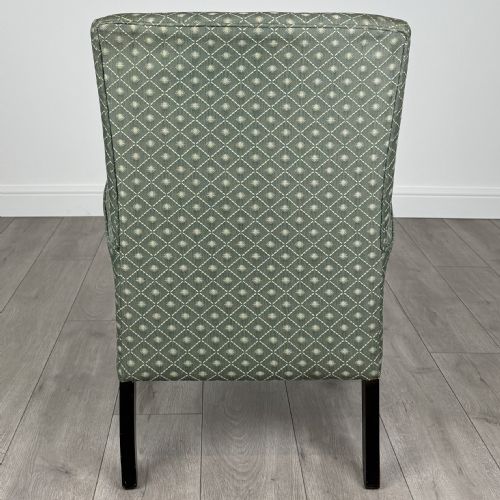 ANTIQUE 20TH CENTURY ARMCHAIR OF SMALL PROPORTIONS IN OAK - ADDITIONAL PHOTO 2