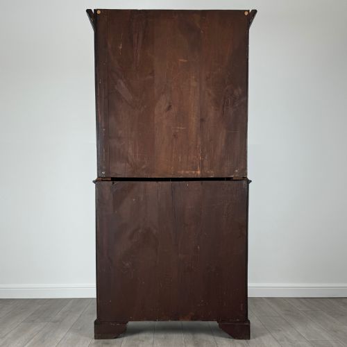ANTIQUE 18TH CENTURY BOOKCASE OF FINEST QUALITY IN MAHOGANY - ADDITIONAL PHOTO 7