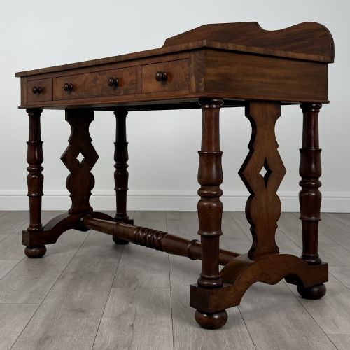 ANTIQUE 19TH CENTURY GOOD QUALITY SIDE TABLE IN MAHOGANY - ADDITIONAL PHOTO 1