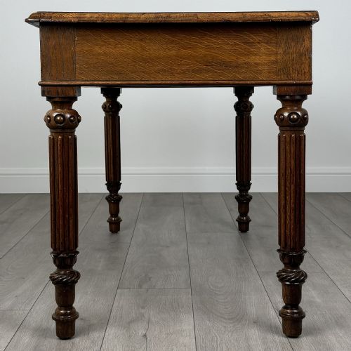 ANTIQUE 19TH CENTURY FINE QUALITY WRITING TABLE IN OAK - ADDITIONAL PHOTO 2