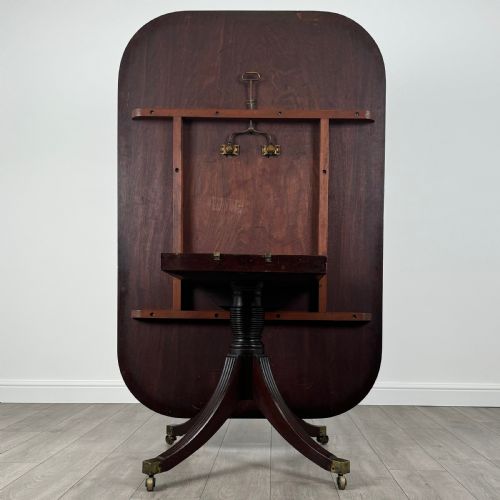 ANTIQUE 18TH CENTURY TILT TOP BREAKFAST TABLE IN MAHOGANY - ADDITIONAL PHOTO 2