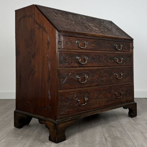 ANTIQUE 18TH CENTURY HEAVILY CARVED BUREAU IN OAK - ADDITIONAL PHOTO 8