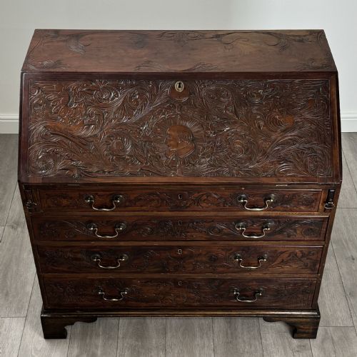 ANTIQUE 18TH CENTURY HEAVILY CARVED BUREAU IN OAK - ADDITIONAL PHOTO 9