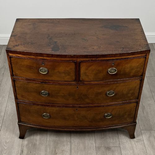 ANTIQUE 18TH CENTURY SMALL BOW FRONT CHEST OF DRAWERS - ADDITIONAL PHOTO 8