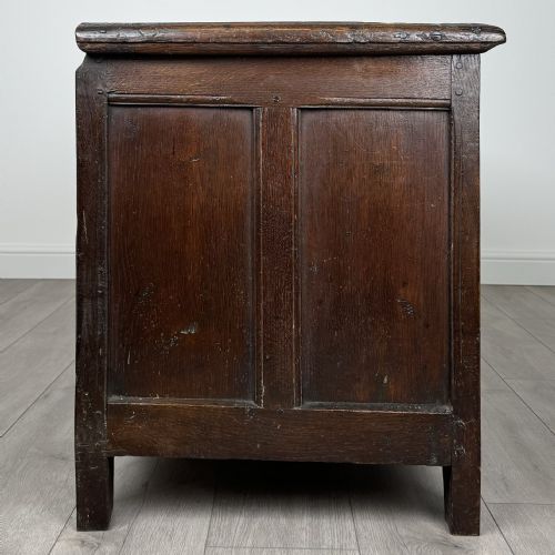 ANTIQUE 18TH CENTURY GOOD QUALITY COFFER IN OAK - ADDITIONAL PHOTO 5