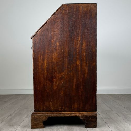 ANTIQUE 18TH CENTURY FINE QUALITY BUREAU IN OAK - ADDITIONAL PHOTO 3