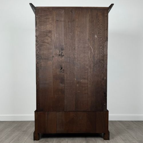 ANTIQUE 20TH CENTURY GEORGIAN STYLE WARDROBE IN OAK - ADDITIONAL PHOTO 6