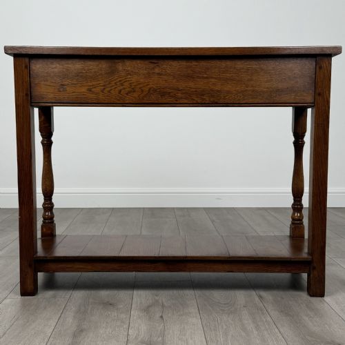 ANTIQUE 20TH CENTURY GOOD QUALITY SIDE TABLE IN OAK - ADDITIONAL PHOTO 4