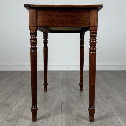ANTIQUE 18TH CENTURY FINE QUALITY WRITING TABLE IN MAHOGANY - ADDITIONAL PHOTO 3