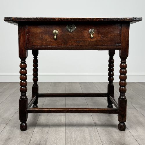 antique 18th century bobbin turned oak side table - CATEGORY: ANTIQUE TABLES - DATED 18TH CENTURY