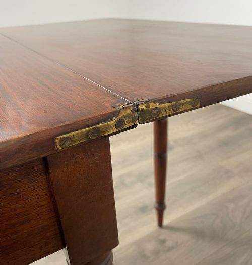 ANTIQUE 18TH CENTURY TEA TABLE IN MAHOGANY - ADDITIONAL PHOTO 13