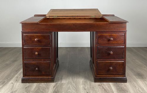 ANTIQUE 20TH CENTURY PEDESTAL DESK IN OAK - ADDITIONAL PHOTO 1
