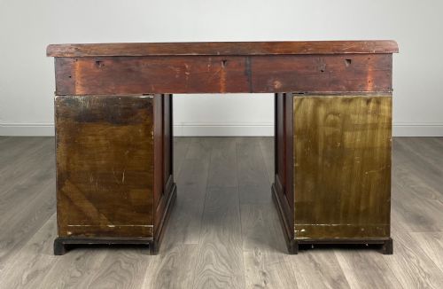 ANTIQUE 20TH CENTURY PEDESTAL DESK IN OAK - ADDITIONAL PHOTO 5