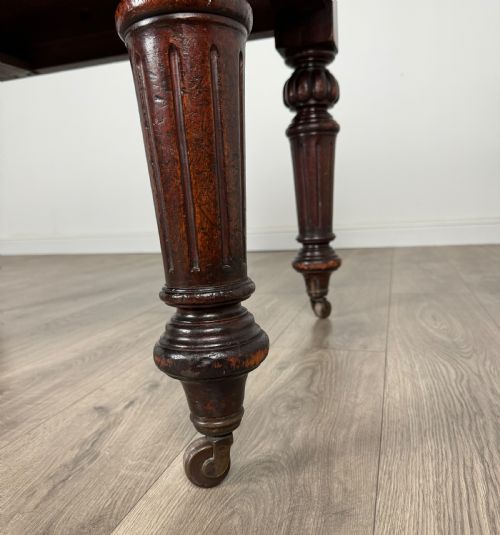 ANTIQUE FINE QUALITY 19TH CENTURY DINING TABLE IN MAHOGANY - ADDITIONAL PHOTO 4