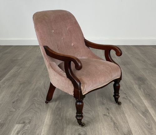 ANTIQUE ORIGINAL VICTORIAN CHILDREN'S ARMCHAIR IN MAHOGANY - ADDITIONAL PHOTO 5