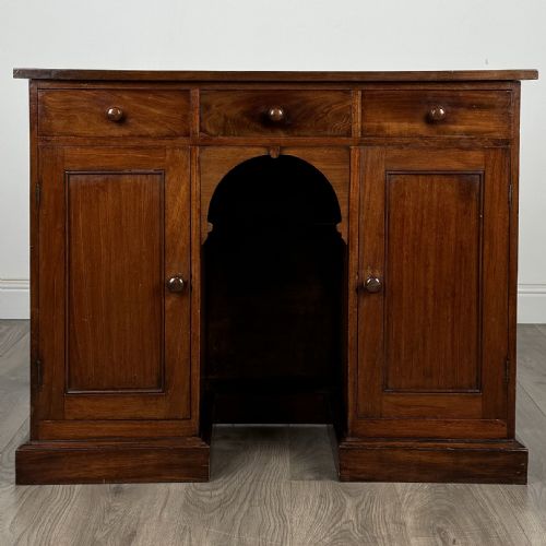 antique 19th century unusual mahogany desk of small proportion - CATEGORY: ANTIQUE DESKS - DATED VICTORIAN