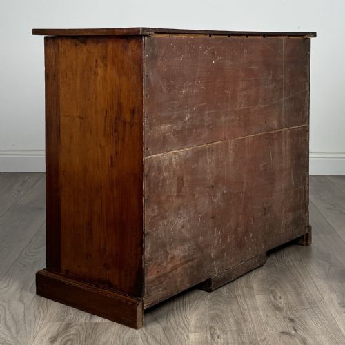 ANTIQUE 19TH CENTURY UNUSUAL MAHOGANY DESK OF SMALL PROPORTION - ADDITIONAL PHOTO 4