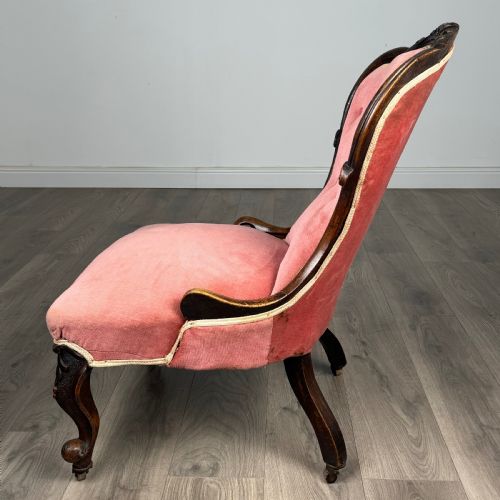ANTIQUE 19TH CENTURY ARMCHAIR NURSING CHAIR IN MAHOGANY - ADDITIONAL PHOTO 1