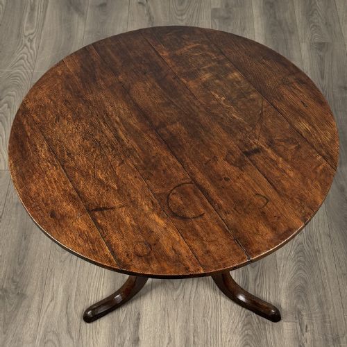 ANTIQUE 18TH CENTURY TILT TOP TABLE IN OAK - ADDITIONAL PHOTO 3