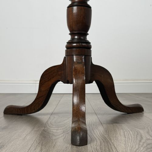 ANTIQUE 18TH CENTURY TILT TOP TABLE IN OAK - ADDITIONAL PHOTO 4