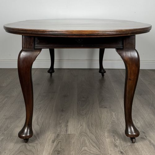fig 2. Antique 20th Century Queen Anne Style Dining Table