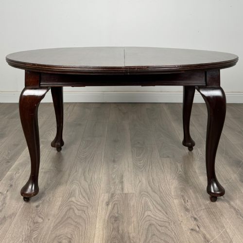 fig 4. Antique 20th Century Queen Anne Style Dining Table