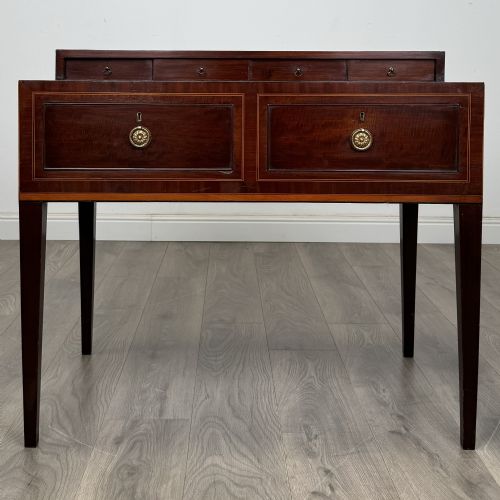 antique early 19th century writing table in mahogany - CATEGORY: ANTIQUE TABLES - DATED VICTORIAN