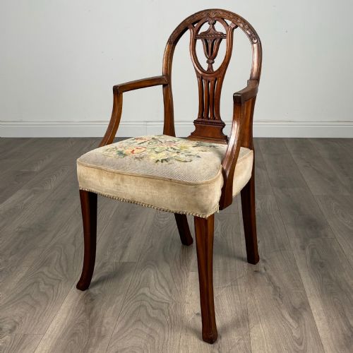 ANTIQUE 20TH CENTURY SET OF 6 HEPPLEWHITE STYLE DINING CHAIRS - ADDITIONAL PHOTO 1