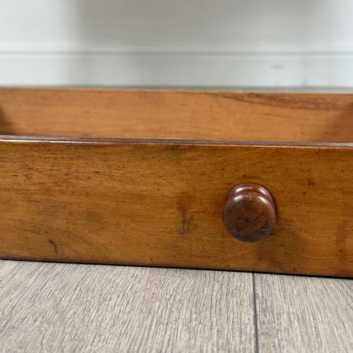 ANTIQUE 19TH CENTURY MAHOGANY WRITING TABLE OF FINE QUALITY - ADDITIONAL PHOTO 10