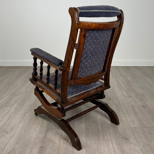 ANTIQUE 20TH CENTURY AMERICAN ROCKING CHAIR IN BEECH - ADDITIONAL PHOTO 2