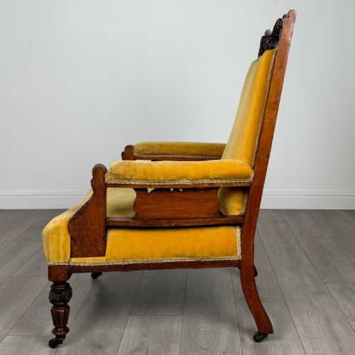 ANTIQUE 20TH CENTURY PAIR OF CARVED OAK ARMCHAIRS - ADDITIONAL PHOTO 1