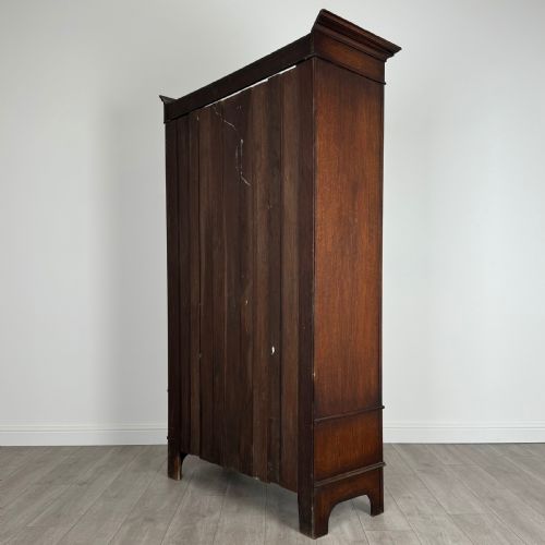 ANTIQUE 20TH CENTURY JACOBEAN STYLE WARDROBE IN OAK - ADDITIONAL PHOTO 6