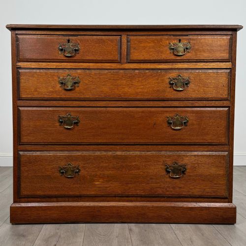antique 20th century chest of drawers of fine quality in oak - CATEGORY: ANTIQUE CHEST OF DRAWERS - DATED EDWARDIAN
