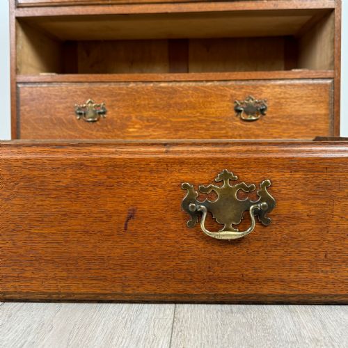 ANTIQUE 20TH CENTURY CHEST OF DRAWERS OF FINE QUALITY IN OAK - ADDITIONAL PHOTO 10