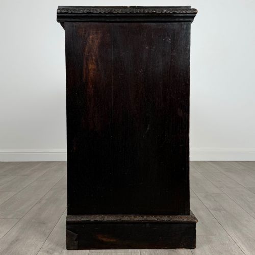 ANTIQUE 19TH CENTURY HEAVILY CARVED SIDEBOARD IN OAK - ADDITIONAL PHOTO 7