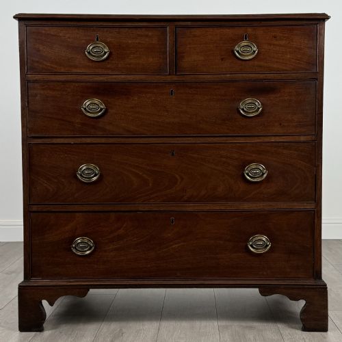 antique 18th century fine quality chest of drawers in mahogany - CATEGORY: ANTIQUE CHEST OF DRAWERS - DATED GEORGIAN
