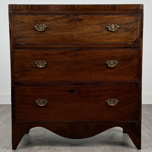 antique 19th century unusual chest of drawers in mahogany - CATEGORY: ANTIQUE CHEST OF DRAWERS - DATED VICTORIAN