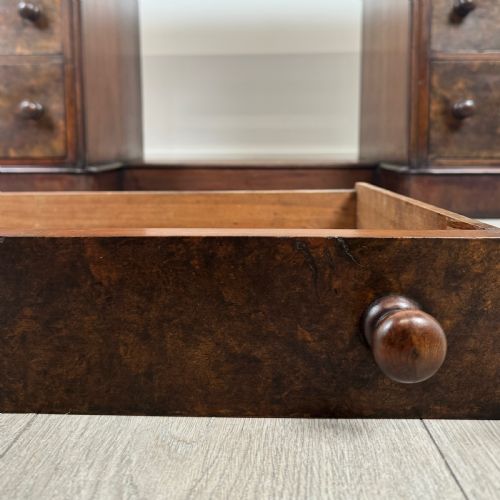ANTIQUE 19TH CENTURY PEDESTAL DESK IN WALNUT - ADDITIONAL PHOTO 9
