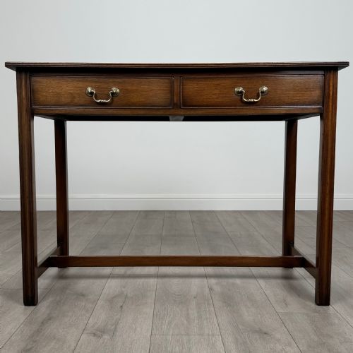 antique 20th century writing table in mahogany - CATEGORY: ANTIQUE TABLES - DATED EDWARDIAN