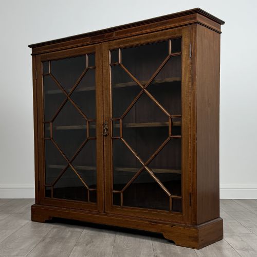 ANTIQUE 20TH CENTURY BOOKCASE BY MAPLE CO IN MAHOGANY - ADDITIONAL PHOTO 3