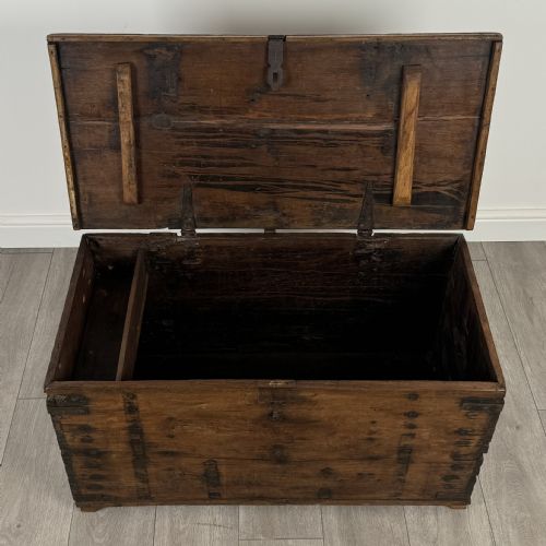 ANTIQUE 19TH CENTURY BLANKET BOX COFFER IN OAK - ADDITIONAL PHOTO 9