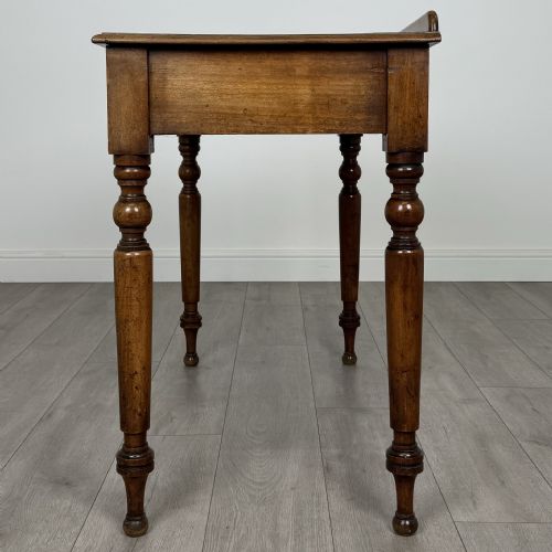 ANTIQUE 19TH CENTURY FINE QUALITY WRITING TABLE IN MAHOGANY - ADDITIONAL PHOTO 2