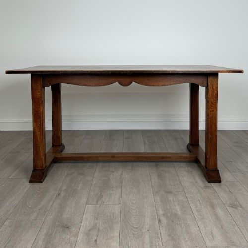 antique 20th century small oak dining table - CATEGORY: ANTIQUE TABLES - DATED EDWARDIAN