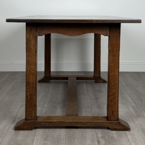 ANTIQUE 20TH CENTURY SMALL OAK DINING TABLE - ADDITIONAL PHOTO 2