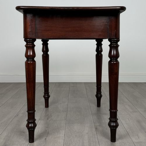 ANTIQUE 19TH CENTURY WRITING TABLE IN MAHOGANY - ADDITIONAL PHOTO 2